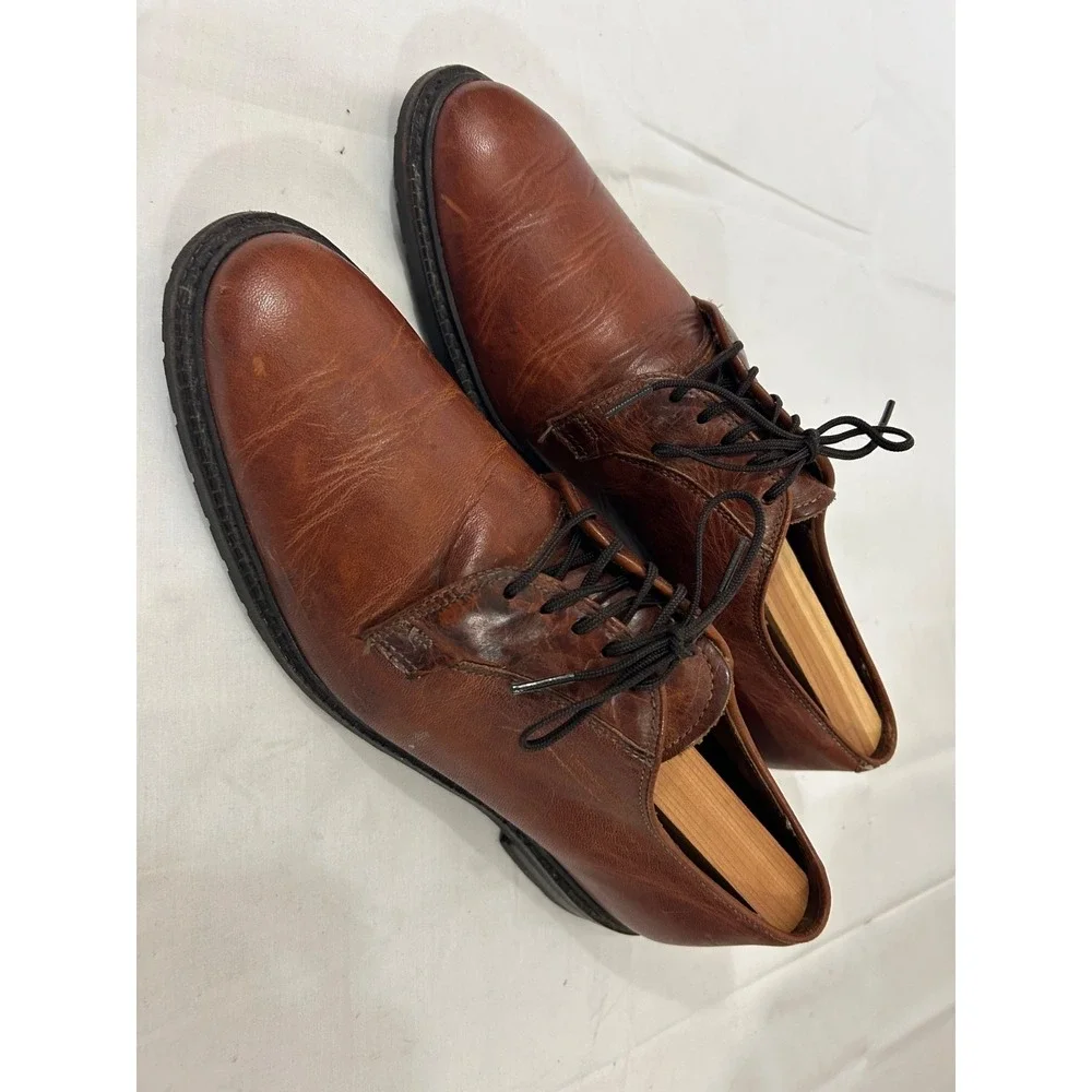 Allen Edmonds solid shoe